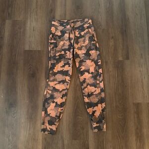 Lululemon Camo Jogger‎ Pants Womens Size Medium Peach Black Athletic Activewear
